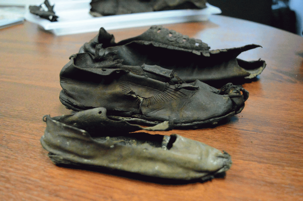 421 Roman Sandals were found in Italy. Photo Credit: Vindolanda Trust/Heritage Daily.