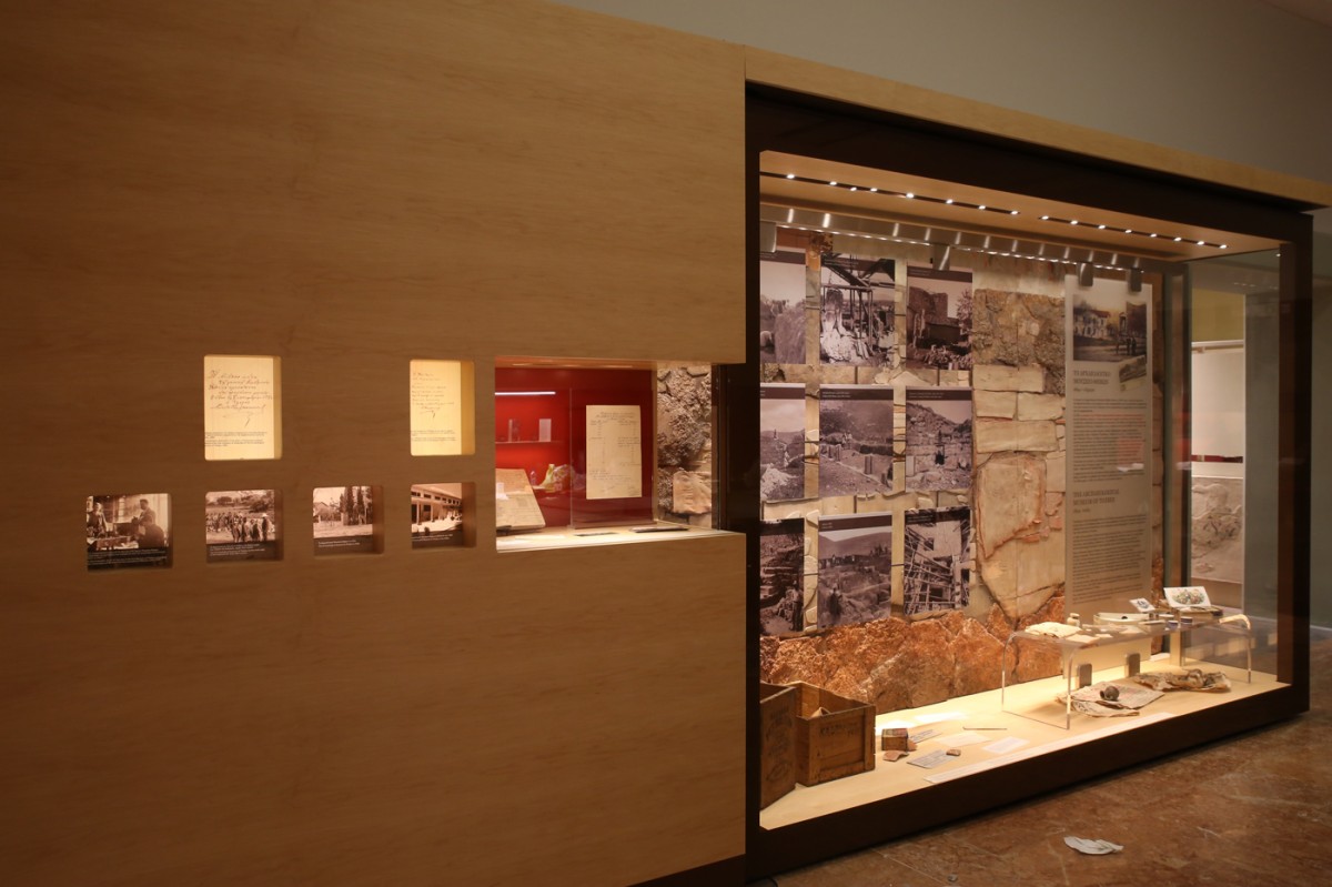 Fig. 2. Thebes Archaeological Museum. Section 1: History of the Museum and the excavations.