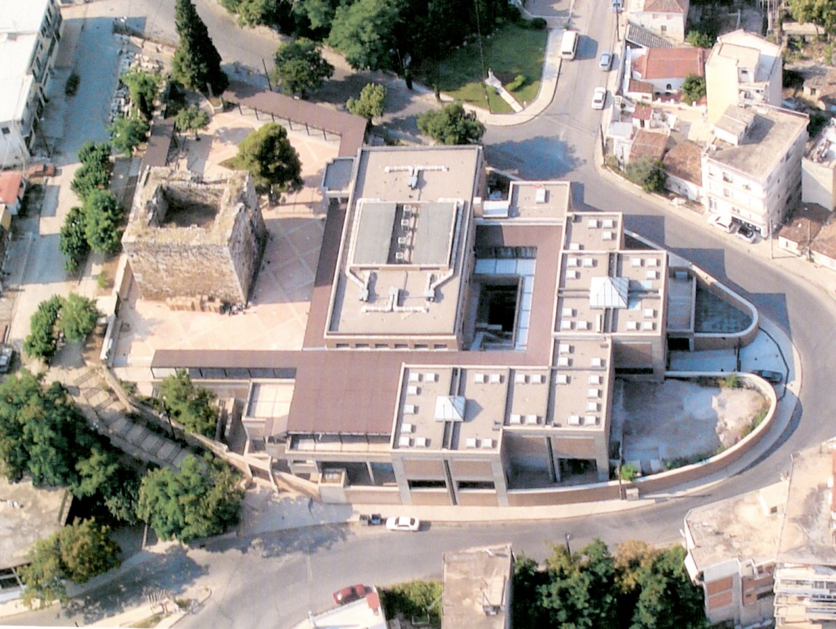 Fig. 1. The New Archaeological Museum of Thebes.