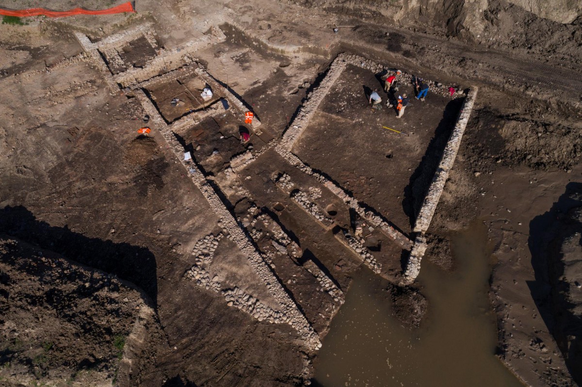 Aerial view of the Mithraeum and its annexe buildings. Photo credit: Denis Gliksman, Inrap