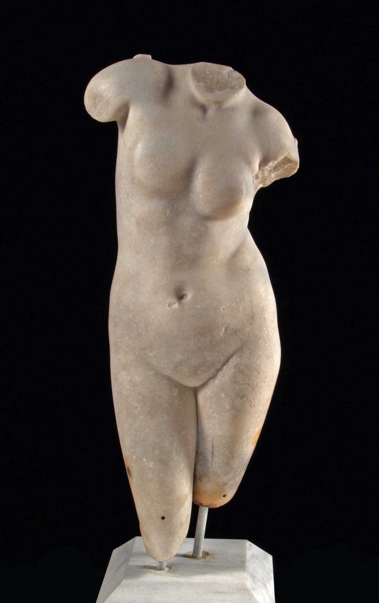 Torso of Aphrodite Anadyomene. Late Hellenistic period (1st c. BC). Marble, H. 85 cm.
Cyprus, Archaeological Museum of Paphos, inv. no. PM 1250.
© Department of Antiquities of Cyprus
