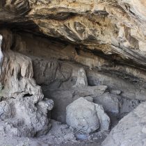 A Middle Stone Age ochre-processing workshop