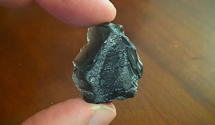 This obsidian scraper was discovered in a cave in southern Syria in 1930. Recent analysis matched its chemical composition with obsidian from a volcano in central Turkey, meaning the object was transported at least 700 km to the cave.