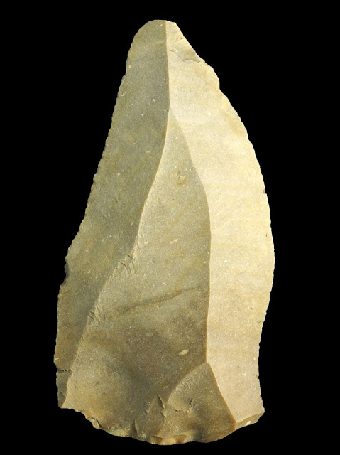 A spear point made from flint found at Ein Qashsish in northern Israel. Credit: Erella Hovers, Israel Antiquities Authority