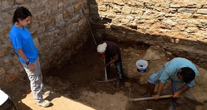 Last week archaeologists found a 2,700-year-old well with water that is believed to have had healing properties. Photo Credit: Greek Reporter.