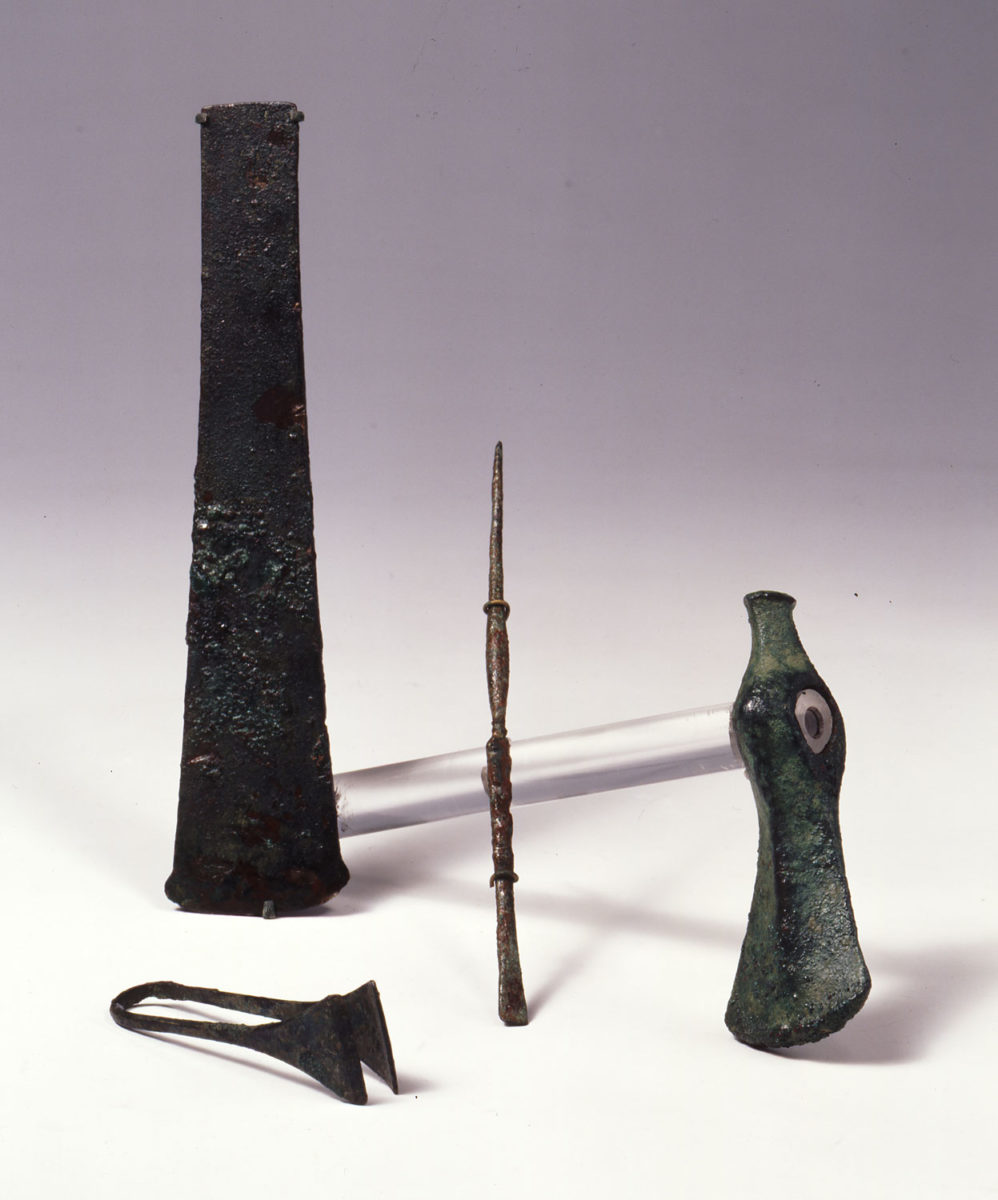 Bronze tools. Early Cycladic II period (circa 2700- 2400/ 2300 BC). Museum of Cycladic Art, inv. no. N.G.224, N.G. 976, N.G.298 and N.G.225. Photo: © Museum of Cycladic Art/George Fafalis