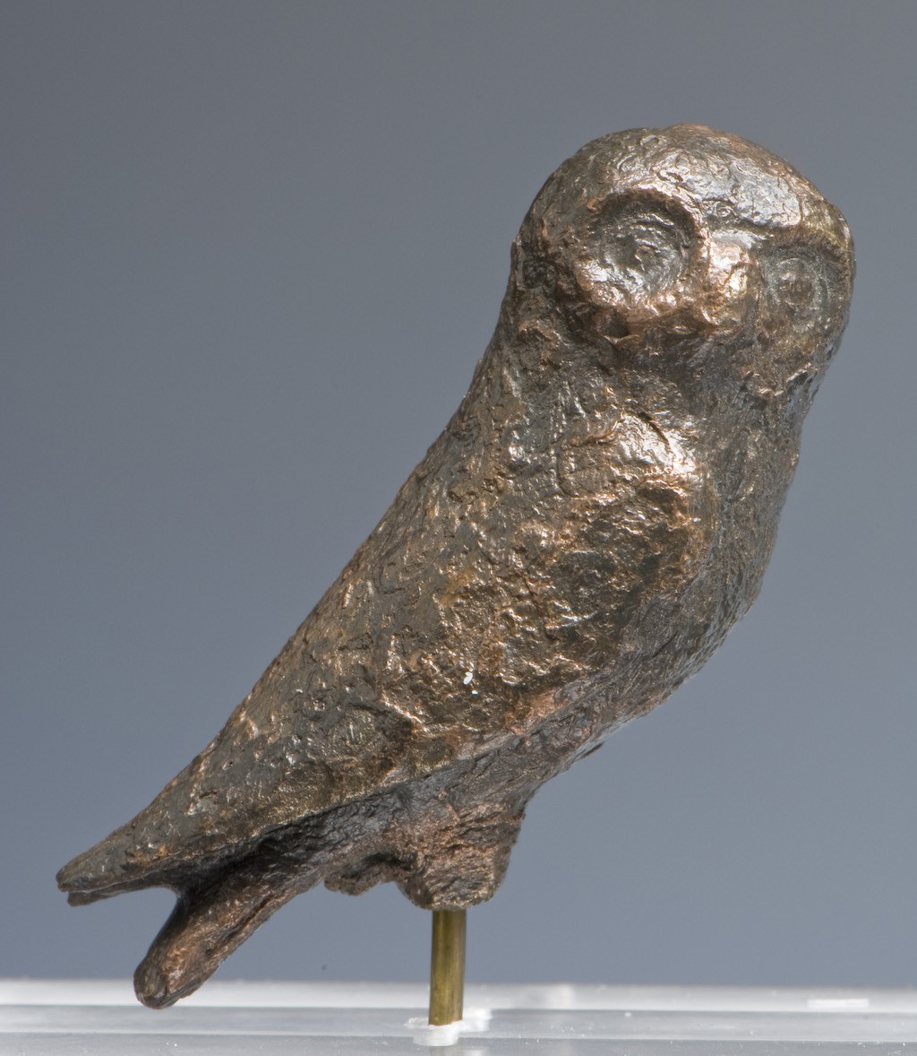 Bronze votive figurine of an owl. 5th c. BC. © Athens. Alpha Bank Numismatic Collection. Photo by I. Miari.