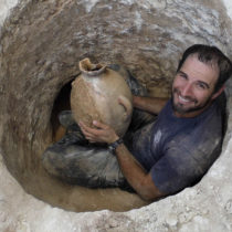 Remains of decapitated toads found in jar from 4,000-year-old tomb