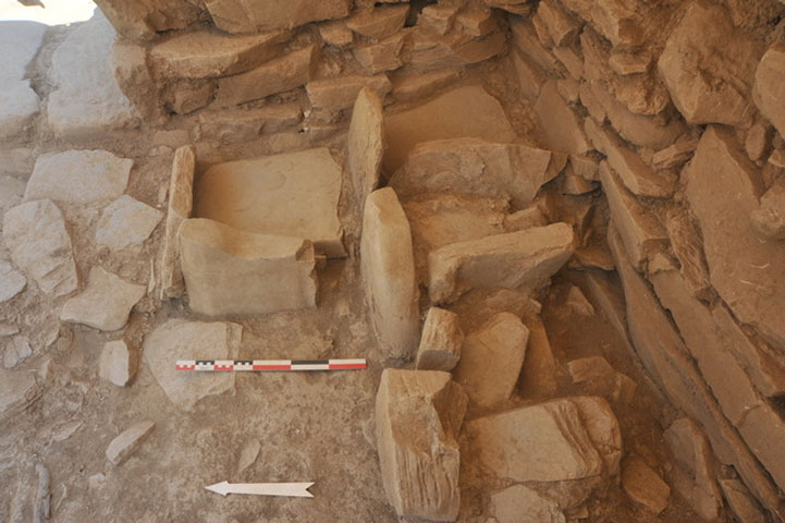 Zominthos: the stone cases discovered would have contained precious artefacts that the inhabitants certainly must have taken with them (photo: Ministry of Culture and Sports)