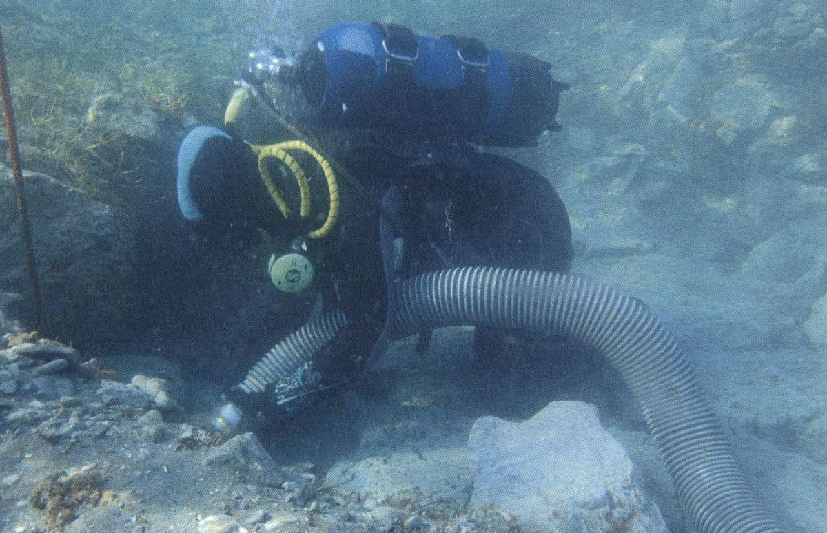 Kyllene-Glarentza: Underwater excavation and cleaning (Photo: Ministry of Culture and Sports).