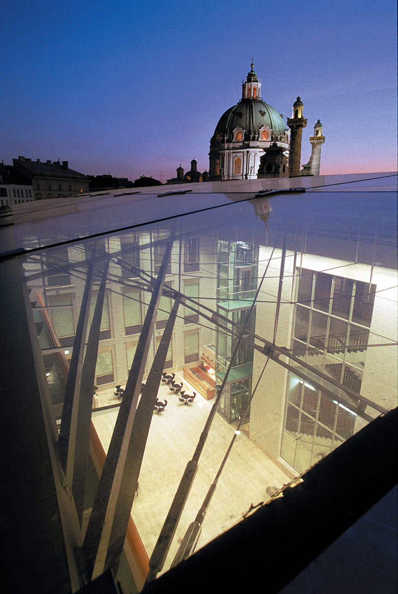 Refurbishment and extension of the Historical Museum of the city of Vienna, 1998-2000.