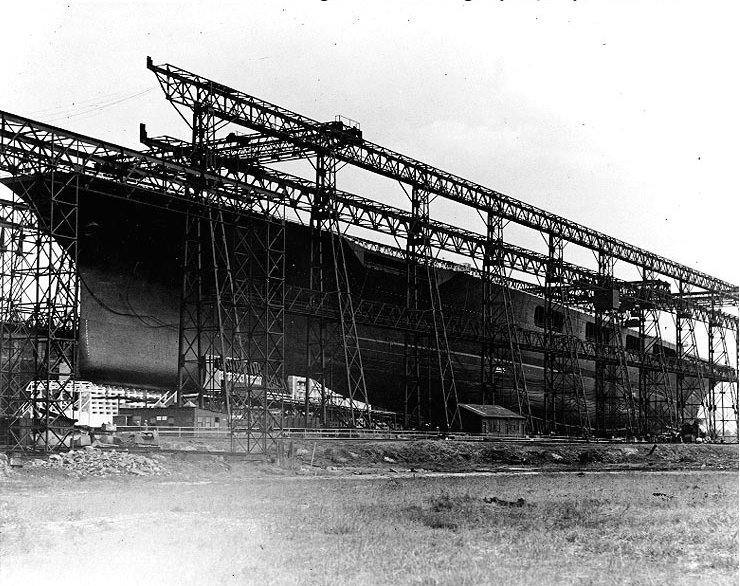 USS Lexington (CV-2) on the building ways at the Fore River Shipyard, Quincy, Massachusetts, shortly before her launching, circa late September or early October 1925. Photo Credit: US Public Domain/Wikipedia.