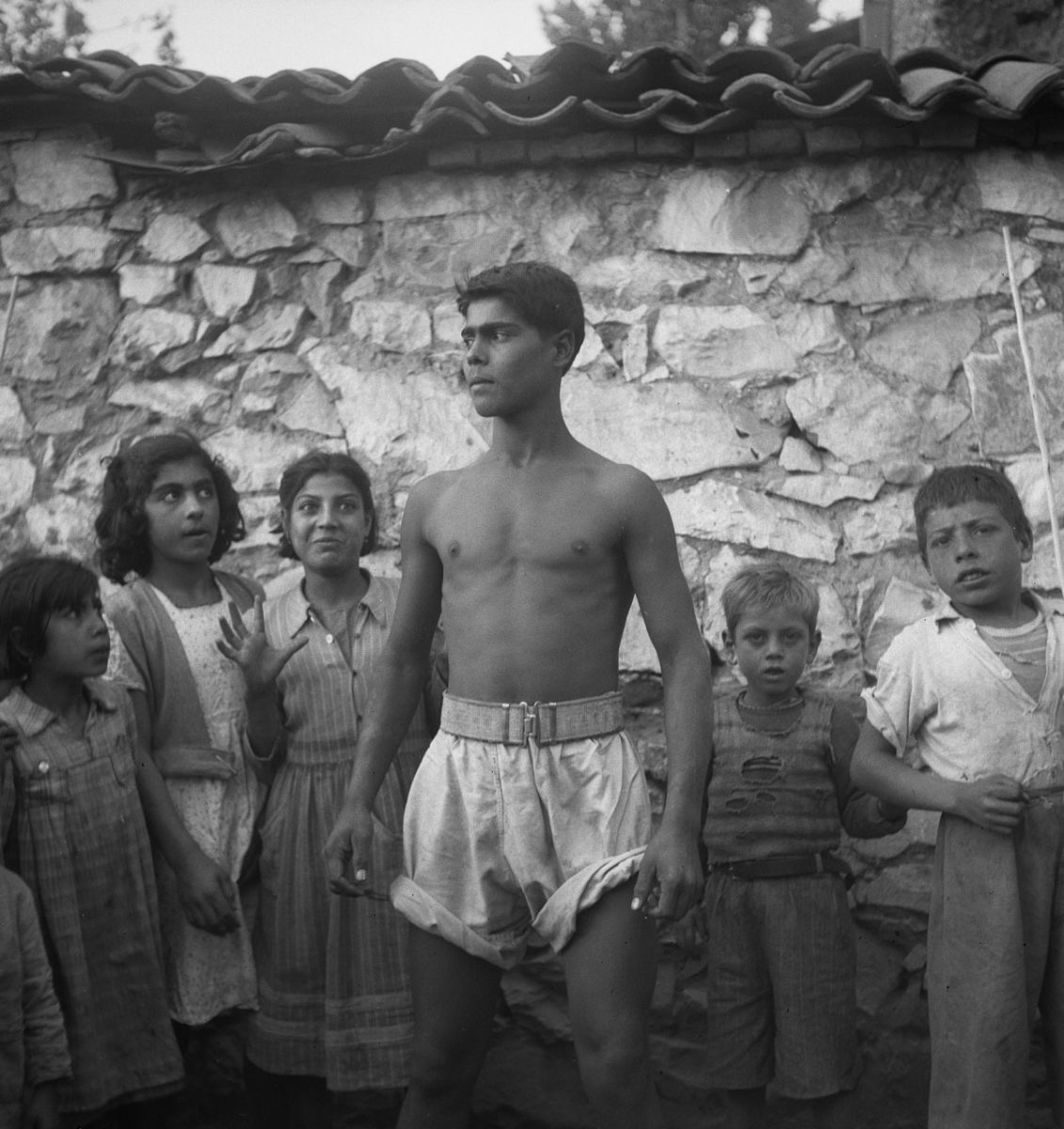 Joan Leigh Fermor,
Untitled.
National Library of Scotland, Joan Leigh Fermor Photographic Collection, Edinburgh
© Joan Leigh Fermor Estate
