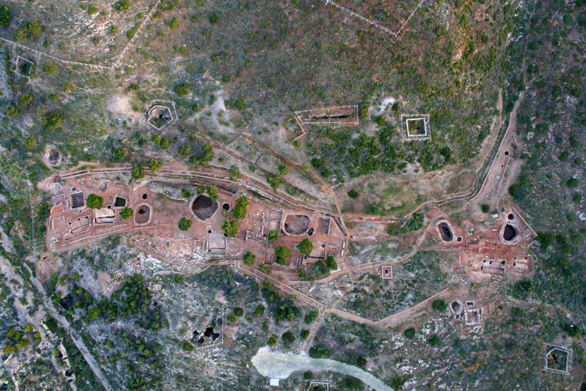 Silver and lead processing workshops. Archaeological site Souriza of the Lavrion region. (Photographic archive of the Ephorate of Antiquities of East Attica).