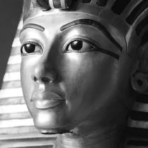 ‘Photographing Tutankhamun’ exhibition reveals historical context behind pioneering images