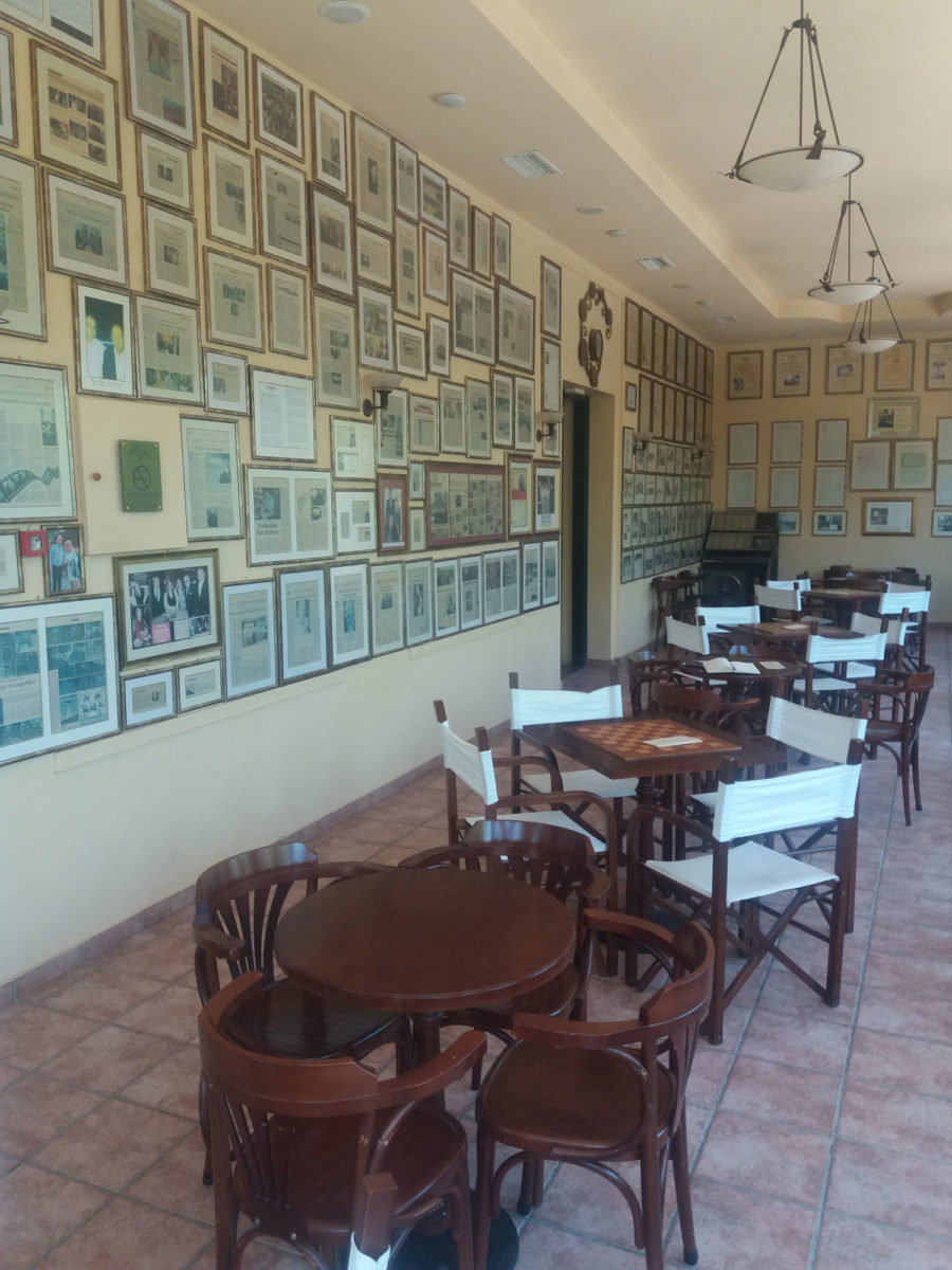 The “Kipos” café is located in the heart of Chania’s public gardens (Photos: AMNA/ Vasilis Stathakis)