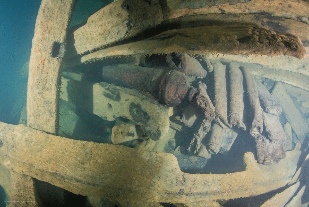 Artillery of the Mars warship. Photo Credit: Kirill Egorov / Ocean Discovery / Mars Project / Nordic Science. 