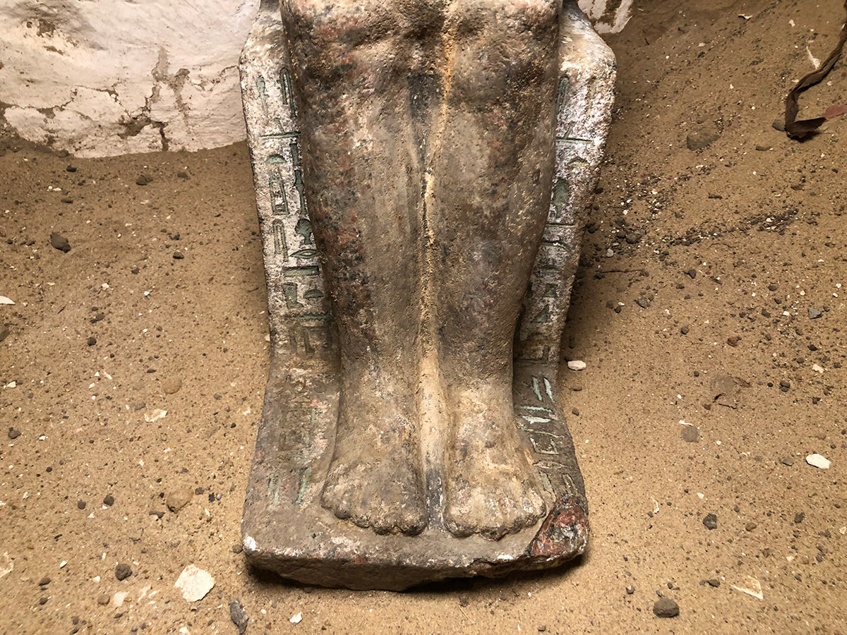 Lower part of statue detail (c) Czech Institute of Egyptology, Faculty of Arts, Charles University.