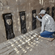 Pre-Columbian wooden statues were found in Peru