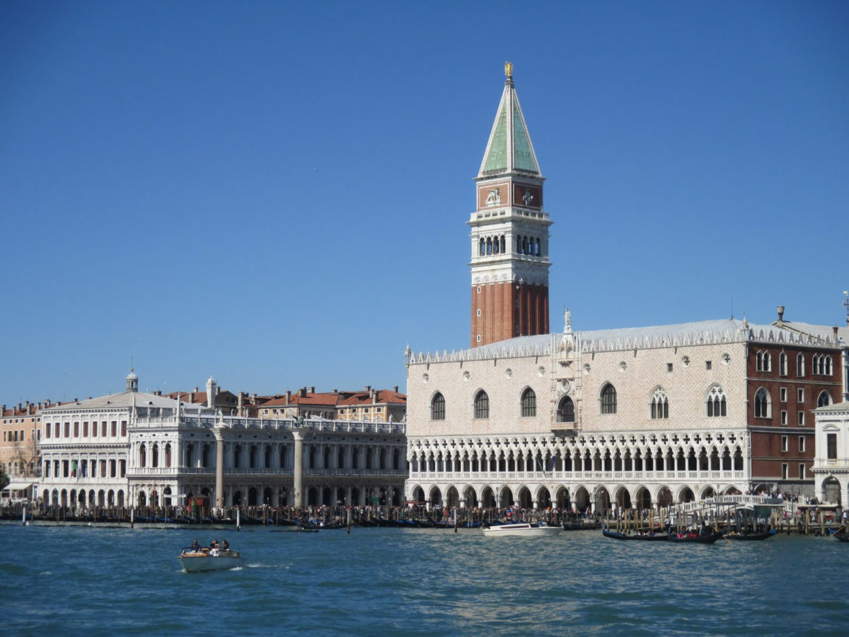 The UNESCO World Heritage Site of Venice and its lagoon is one of the most endangered World Heritage Sites in the
 Mediterranean region, due to storm surges and coastal erosion. In the course of this century, the ongoing rise
 in sea levels will further aggravate this danger. Credit: © Lena Reimann, Sally Brown.