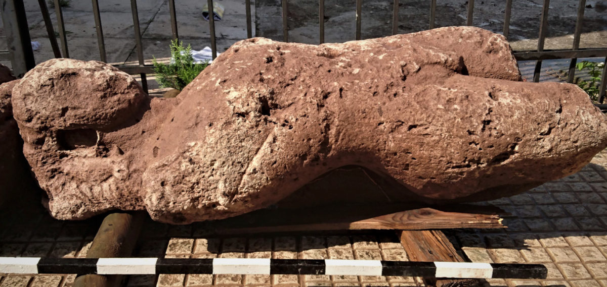 Limestone life size archaic statue (photo: Ephorate of Antiquities of Phthiotis and Eurytania).