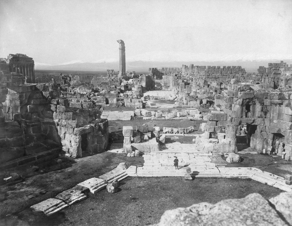 Overview of Baalbek in the late 19th century.