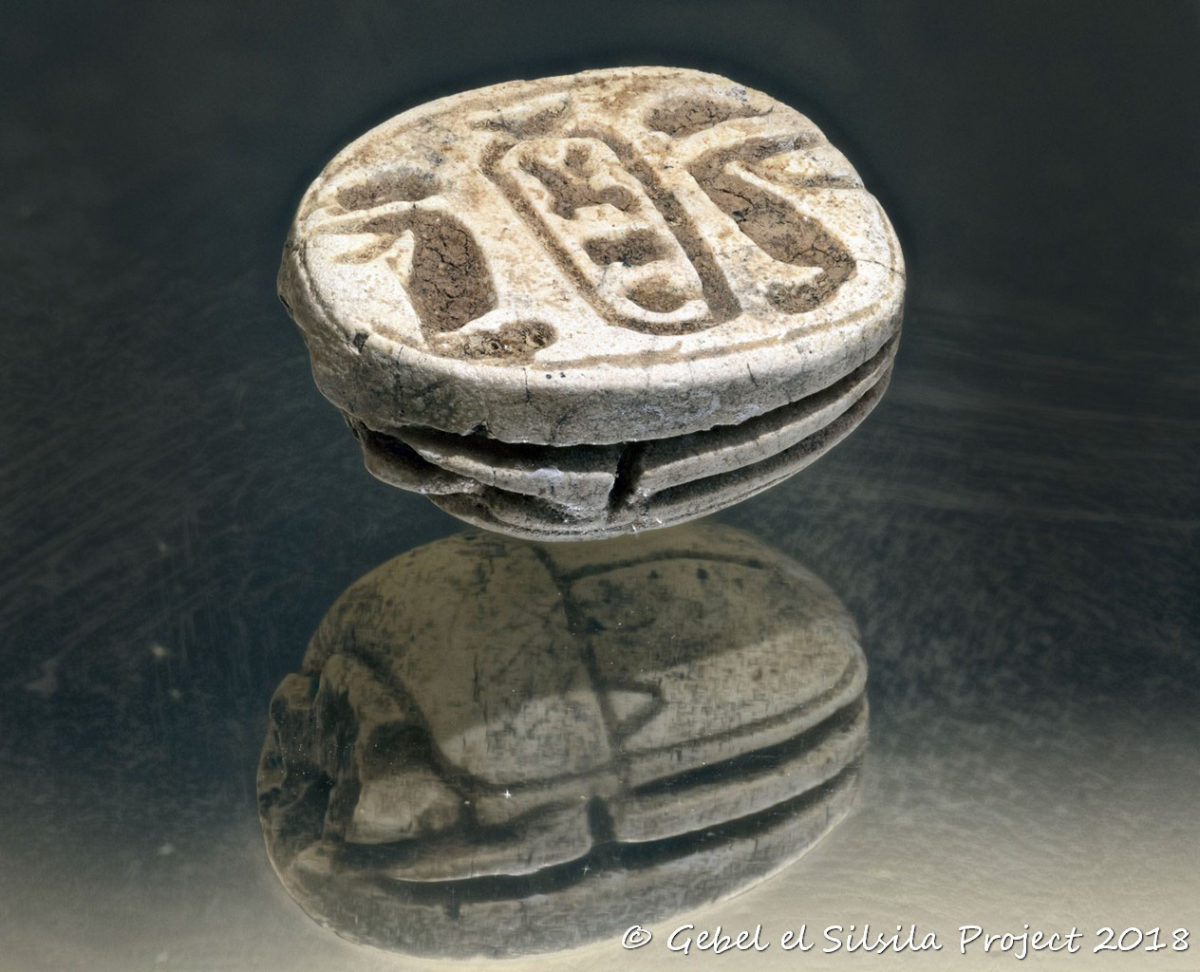 Gebel el Silsila Project 2018: Men-Kheper-Re scarab, photograph by Anders Andersson.