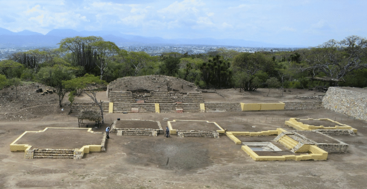 Archaeologists work at the Ndachjian–Tehuacan archaeological site in Tehuacan, Puebla state, Mexico, where the first 
known temple to the Flayed Lord, a pre-Hispanic fertility god depicted as a skinned human corpse, 
has been identified. Photo Credit: Meliton Tapia Davila/INAH/TANN.