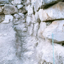 Evidence of violence and martial readiness in Minoan Crete