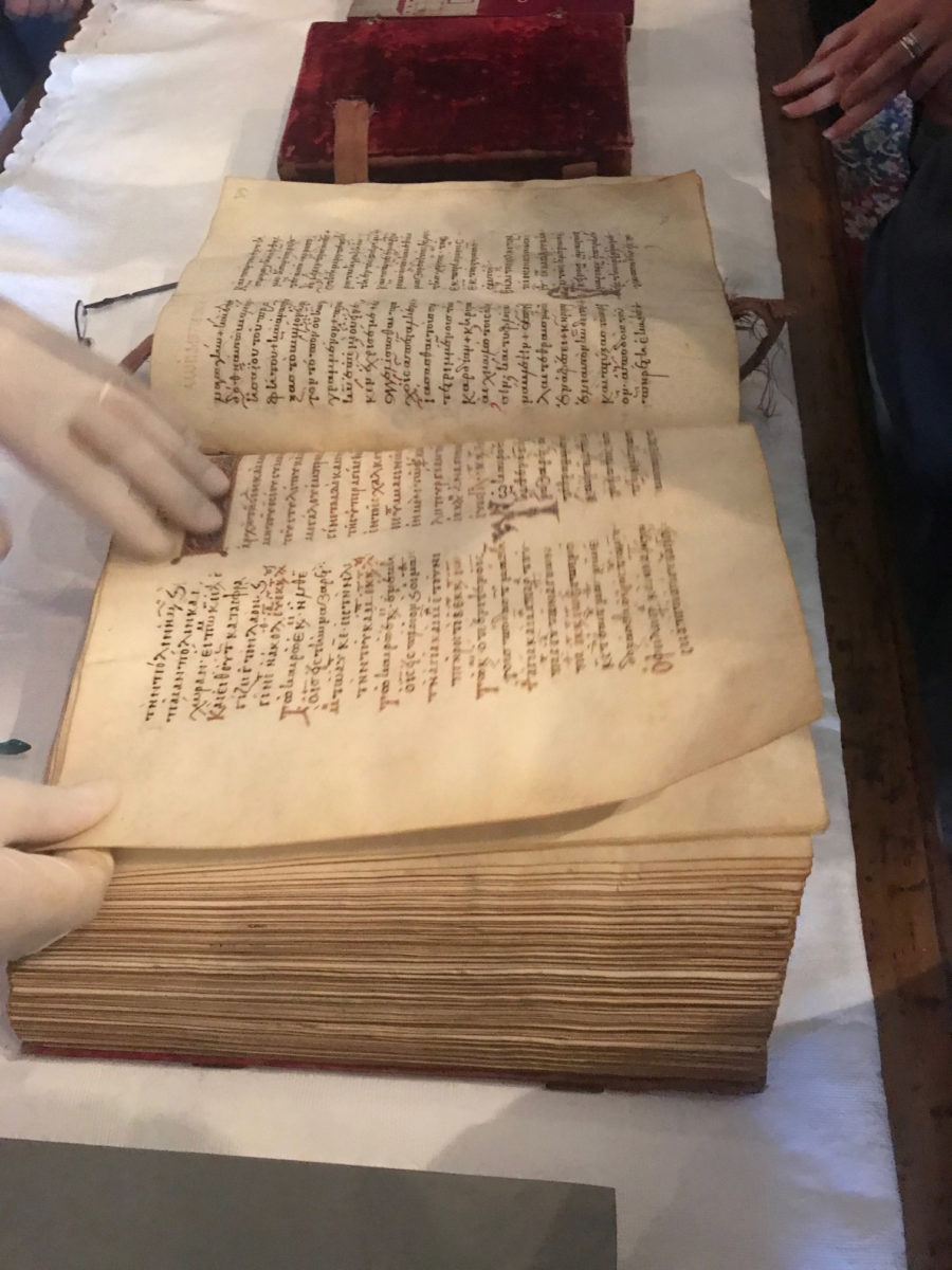 Rare manuscripts were presented at a recent scientific seminar on Palaeography and Codology (photo: Hellenic Institute for Byzantine and Post-Byzantine Studies in Venice).