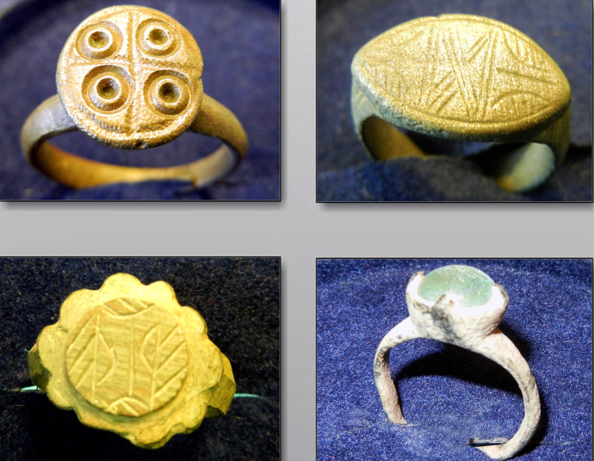 Numerous objects and coins of great archaeological value were found in investigations carried out in districts of Larissa, Karditsa and Attica (photo: Hellenic Police). 