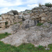 Cretan tomb’s location may have strengthened territorial claim