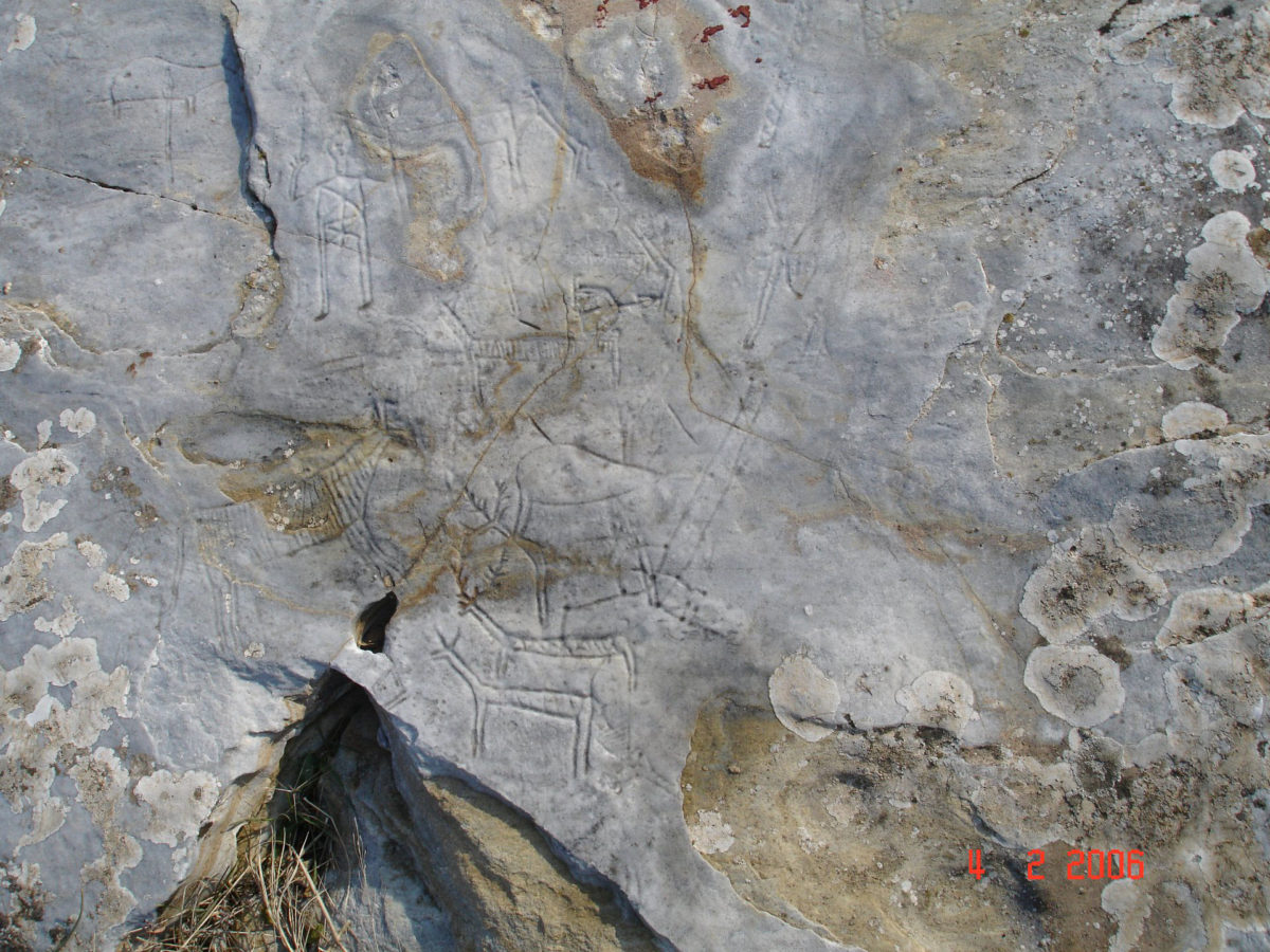 Rock carvings before their destruction (photo credit: ANA-MPA / Theodoros Lymberakis).