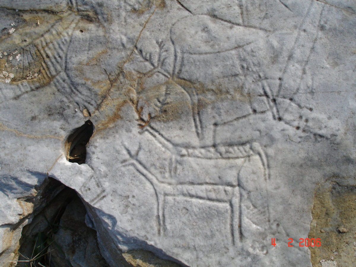 Rock carvings before their destruction (photo credit: ANA-MPA / Theodoros Lymberakis).