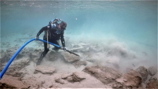 Grecia flexibiliza restricciones para permitir a los buzos visitar sitios arqueológicos submarinos Tornos News | Submerged buildings found in ancient city and modern ...