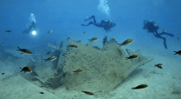 Grecia flexibiliza restricciones para permitir a los buzos visitar sitios arqueológicos submarinos Tornos News | Submerged buildings found in ancient city and modern ...