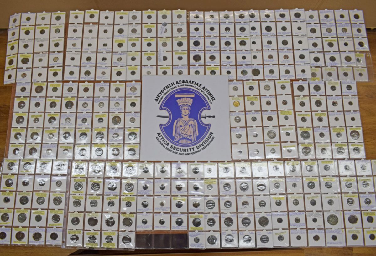 The confiscated items will be handed over to the Numismatic Museum of Athens for safekeeping and  a final evaluation. (Photo: Hellenic Police)