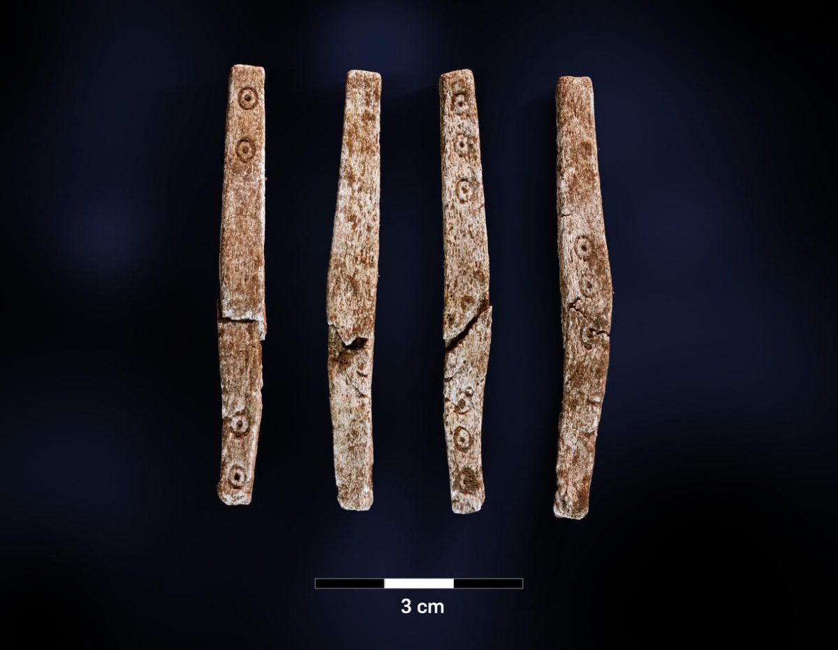 The gaming pieces were inspired by the Roman game ‘Ludus latrunculorum’ (a two-player strategy board game played throughout the Roman Empire. Credit: UiB