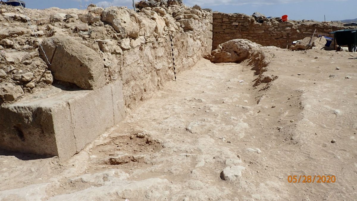 The outer face of the tower was dressed with rectangular ashlars also placed horizontally and carefully worked cornerstones. Credit: Department of Antiquities / Cyprus