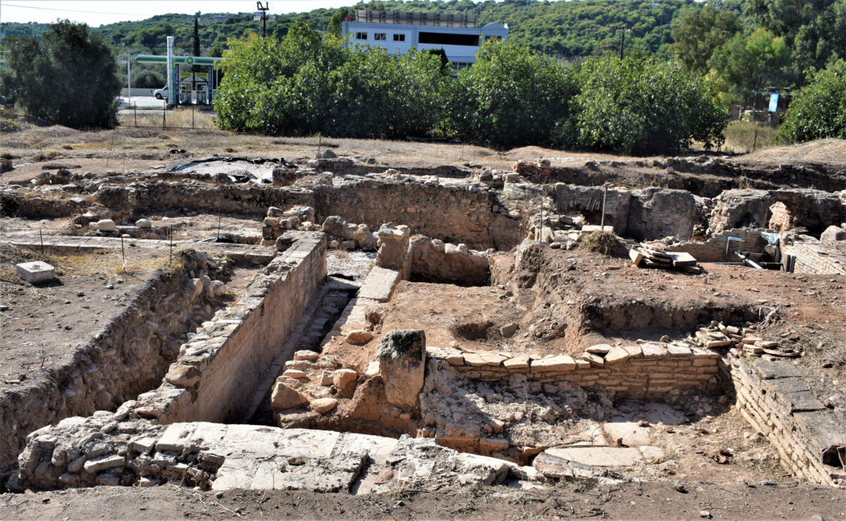 View of the central part of the site from the north (photo: Ephorate of Antiquities of East Attica) 