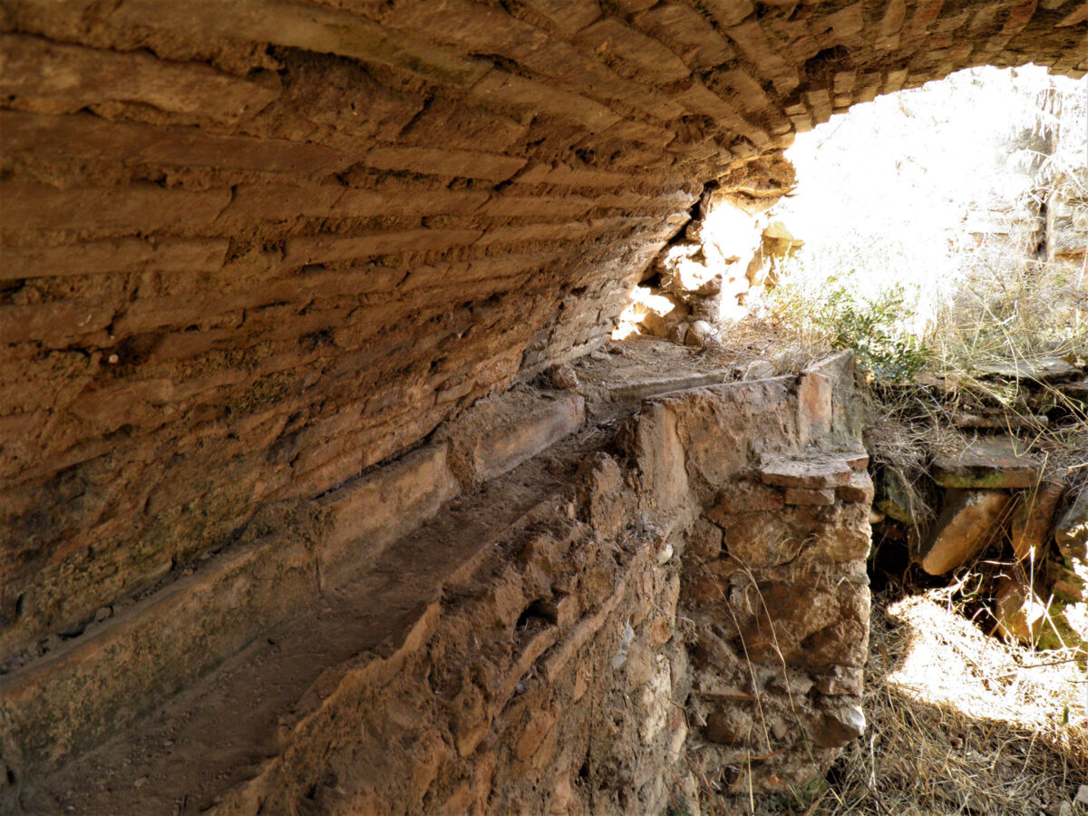 Covered passageway convenient for the Balneum (photo: Ephorate of Antiquities of East Attica)