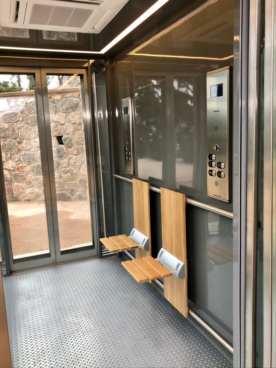 The cabin of the slope lift (photo: MOCAS)
