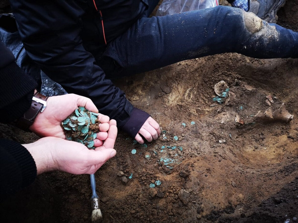 The latest hoard discovery consists of nearly 7,000 silver coins, and 4 gold coins. Image Credit : Ferenczy Múzeumi Centrum