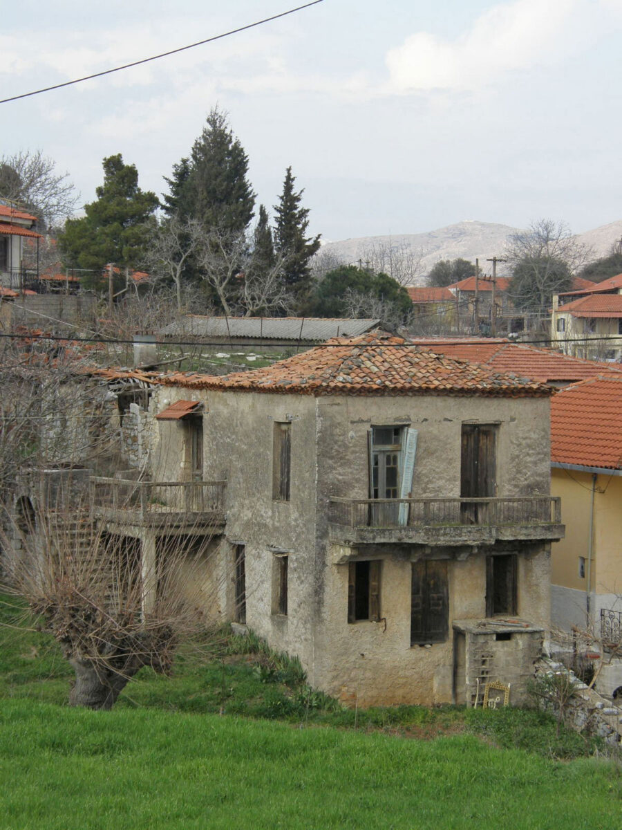 The house where Nikos Gatsos was born in Asea, Arcadia (photo: MOCAS)