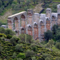 Danger of the Moria Roman aqueduct collapsing