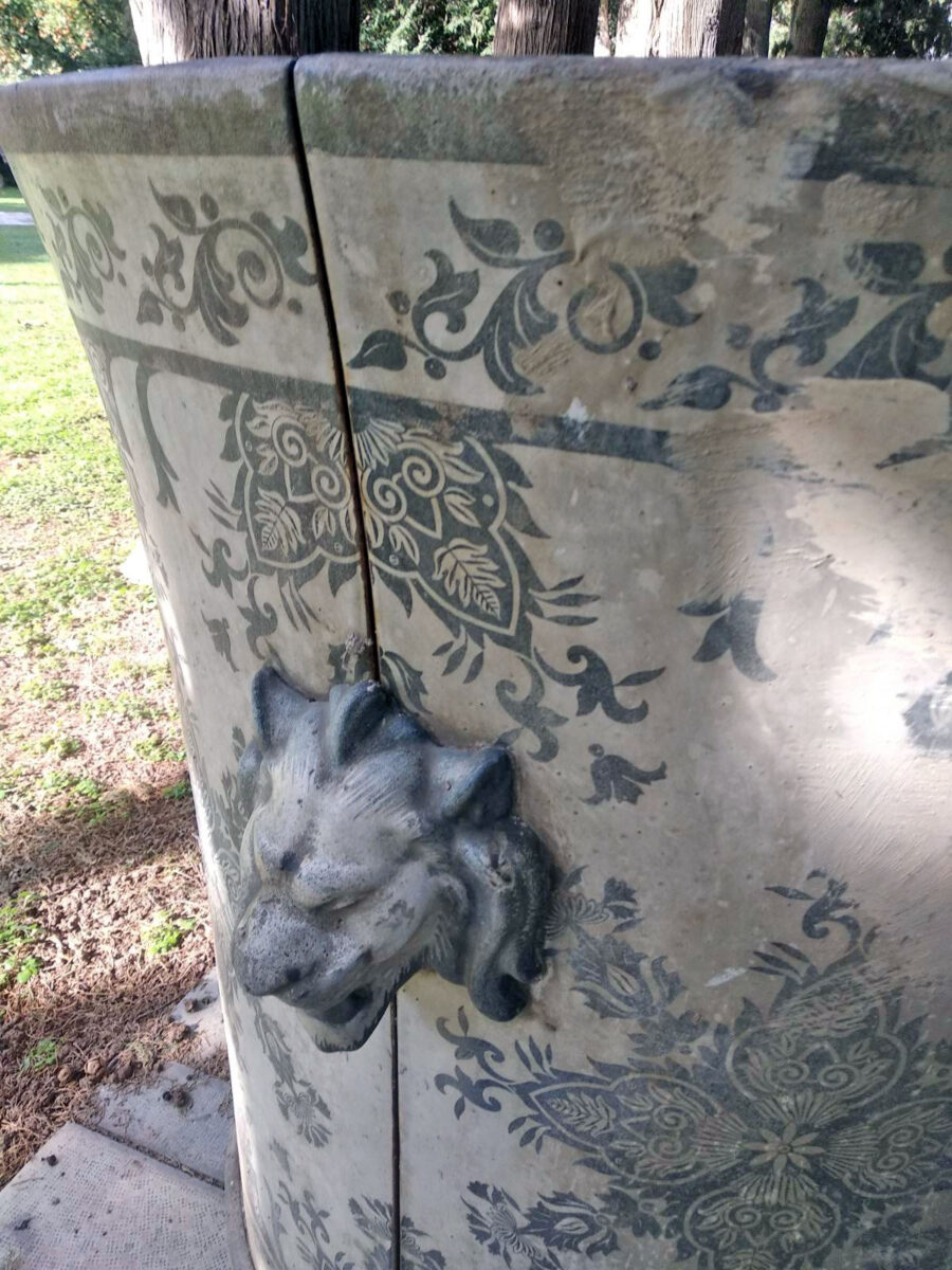 The cachepot found at the Presidential Mansion (photo: MOCAS) 