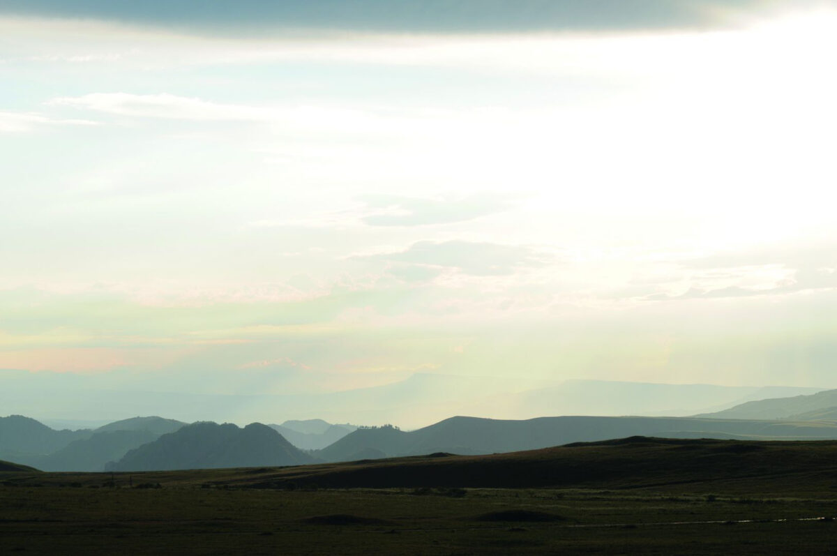 The North Caucasus Mountain Range in what is today the Kabardino-Balkaria region. Bronze Age societies inhabited these landscapes. © Katharina Fuchs, Institut für Klinische Molekularbiologie