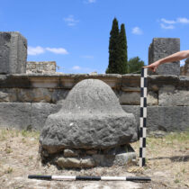 Roman-era mixers and millstones made with geology in mind