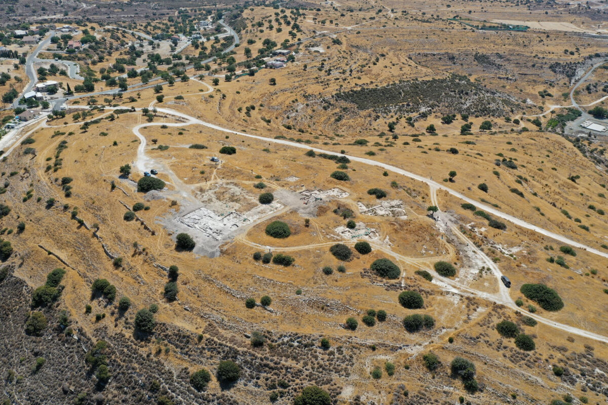 View of the excavation at the Erimi-Laonin site. 