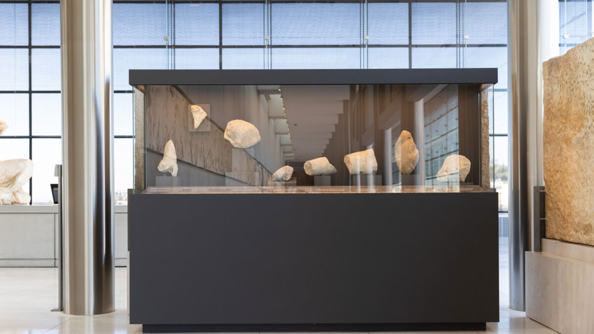 The remaining eight fragments were temporarily placed in a special showcase in the Parthenon Gallery.